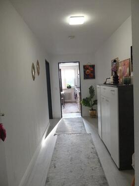 Foto - Direkt am Klinikum Solingen! Helle, renovierte 3-Zimmer-Wohnung in SG-Gräfrath!