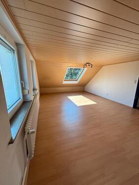 Foto - 3-Zimmer Dachgeschosswohnung in Schellerten-OT Oedelum