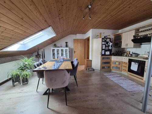 Foto - Wohnung zur Miete - 750,00&nbsp;EUR Kaltmiete, ca.&nbsp; 101,00&nbsp;m&sup2;