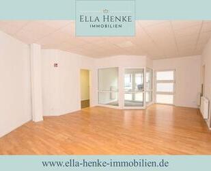 Im Erdgeschoss: Moderne 300 m² große Praxis-Bürofläche mit eigenem Eingang in zentraler Lage... - Halberstadt