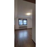 Zu vermieten eine Wohnung - 880,00&nbsp;EUR Kaltmiete, ca.&nbsp; 100,00&nbsp;m&sup2; in Bernkastel-Kues (PLZ: 54470)