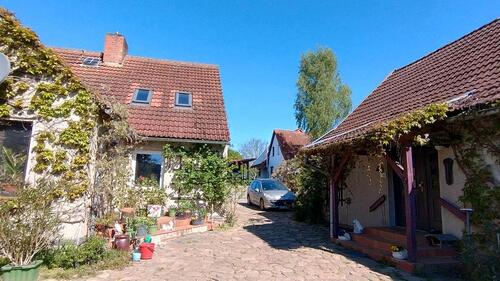 Foto - Landwirtschaftlicher Hof mit Altenteil