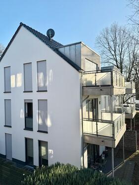 Foto - Modernes 6-Parteienhaus mit Aufzug & Keller