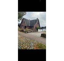 Einfamilienhaus 120 m2 4 Zimmer Garage 600 m2 Garten - Bad Oldesloe