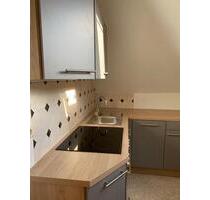 Dachgeschoßwohnung 45 m² - 1.000,00 EUR Kaltmiete, in Heidelberg (PLZ: 69120) Neuenheim Dachgeschoßwohnung 45 m² - 1.000,00 EUR Kaltmiete, in Heidelberg (PLZ: 69120) Neuenheim