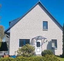 Einfamilienhaus mit Carport - 500.000,00&nbsp;EUR Kaufpreis, ca.&nbsp; 140,00&nbsp;m&sup2; in Bentwisch (PLZ: 18182)