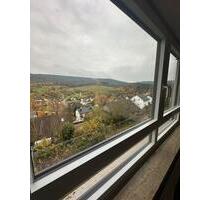 Großzügige 3-Zimmer-Wohnung mit einzigartigem Blick - Laudenbach