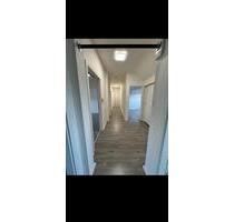 4-Zimmer DG-Wohnung mit Spitzboden Zentral gelegen ab sofort - Wuppertal Elberfeld