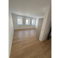 Neue, helle 2 Zimmerwohnung mit Balkon und EBK im EG - Bamberg Bamberg-Ost