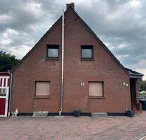 Reihenendhaus mit 3 PKW Stellplätzen in 23569 Lübeck-Kücknitz