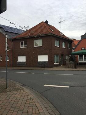 Foto - Mehrparteienhaus mit 4 Wohneinheiten