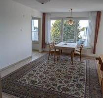 Helle Seniorenwohnung mit Balkon im Herzen von Laupheim