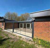 Einfamilienhaus in topsaniertem Zustand, ruhige Lage - Großsolt