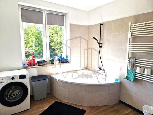 Foto - Moderne 2-Zimmer-Wohnung mit Balkon und großzügiger Wohnküche