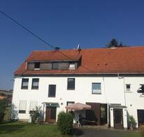 Ich vermiete eine teilsanierte 2 ZKB Wohnung in ruhiger Umgebung - Uslar