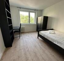 möblierte WG-Zimmer, direkt am S-Bahnhof Friedrichsfelde Ost - Berlin Lichtenberg