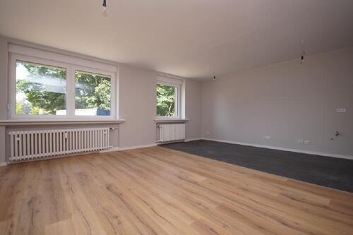 Foto - Erdgeschosswohnung mit Garten! - 999,00&nbsp;EUR Kaltmiete, ca.&nbsp; 92,00&nbsp;m&sup2;
