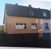 Zweifamilienhaus in Langgöns zu Verkaufen