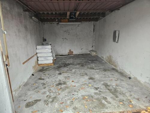 Foto - Springe Zentrum Garage mit Strom und Stellplatz zu vermieten