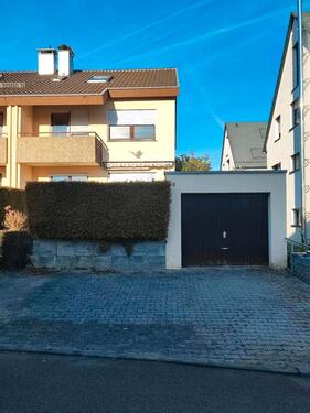 Foto - 6 Zimmer Doppelhaushälfte in Leonberg