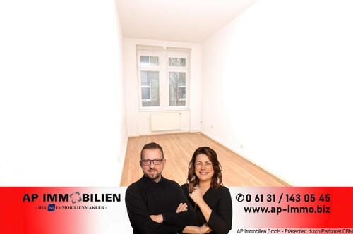 Foto - RHEINGAUVIERTEL - Altbaucharme im Hinterhaus: 2 Zimmer, Küche, Bad