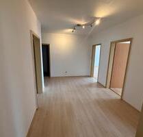 Geräumige 4-Zimmer Wohnung in Reichelsheim Dorn-Assenheim - Reichelsheim (Wetterau)