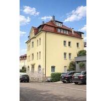 Stilvolle 4-5 Zimmer EG-Maisonette Wohnung in Stuttgart Ost