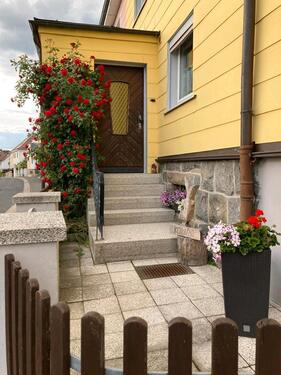 Foto - 9 Zimmer Doppelhaushälfte in Röslau