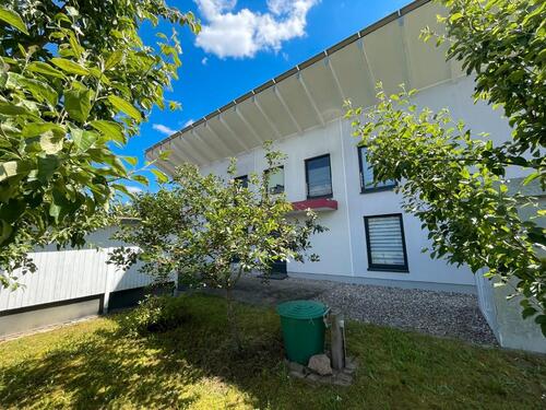 Foto - Modernes Einfamilienhaus - 1.285,00&nbsp;EUR Kaltmiete, ca.&nbsp; 115,00&nbsp;m&sup2;