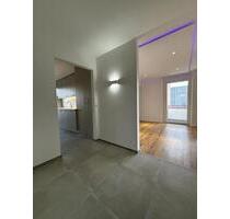 Kernsanierte 3,5-Zimmer-Wohnung mit zwei Balkonen in ruhiger Feld - Böblingen Dagersheim