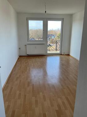 Foto - Stilvolle 4-Zimmer-Wohnung mit Balkon und moderner Einbauküche - Unit 73