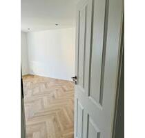 Charmante, sanierte 1-Zimmer-Erdgeschosswohnung - Remscheid