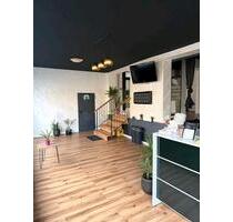 Ladengeschäft, Ladenlokal, Büro-Gewerbefläche, mit Parkplätzen! - Detmold Hiddesen