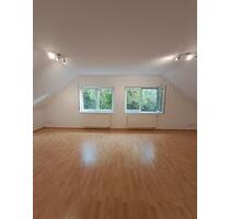 Helle 2-Zimmer-Wohnung mit Einbauküche, Stellplatz in Reiskirchen