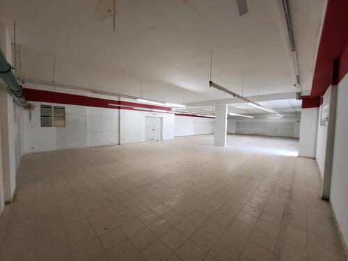 Foto - Lagerhalle Gewerbehalle 265m² - 1.602,00 EUR Kaltmiete,