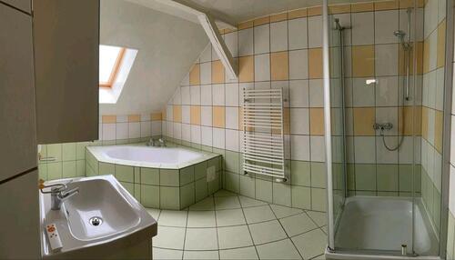 Foto - 3 Raum Dachgeschosswohnung - 419,00 EUR Kaltmiete, ca.  82,00 m²