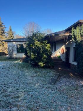 Foto - Attraktives Eckgrundstück mit Einfamilienhaus