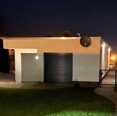 Foto - freistehendes Einfamilienhaus mit Doppelgarage