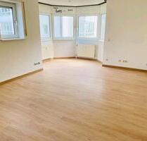 Moderne 2 Zimmer Wohnung mit Wintergarten - Regensburg Ganghofersiedlung
