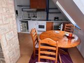 Foto - Dachgeschoßwohnung - 420,00&nbsp;EUR Kaltmiete, ca.&nbsp; 30,00&nbsp;m&sup2;