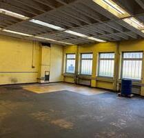 Hallenfläche Lager 100qm - 550,00 EUR Kaltmiete, in Altenstadt (PLZ: 86972)