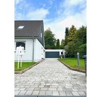 Exklusiv kernsanierte Doppelhaushälfte mit großzügigem Garten - Kiel Elmschenhagen