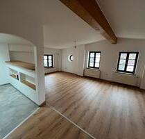 Gemütliche 2-Zimmer Wohnung mit Einbauküche - direkt am Stadtplatz - Eggenfelden