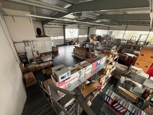 Foto - Lagerhalle mit Bürofläche zur Teil-Untervermietung