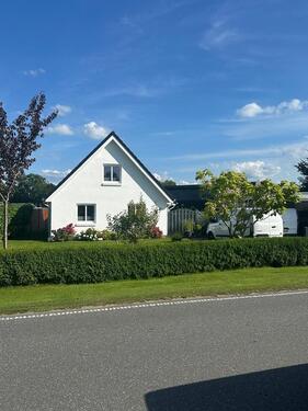 Foto - Helles Einfamilienhaus nahe der Eider - mit großem Grundstück