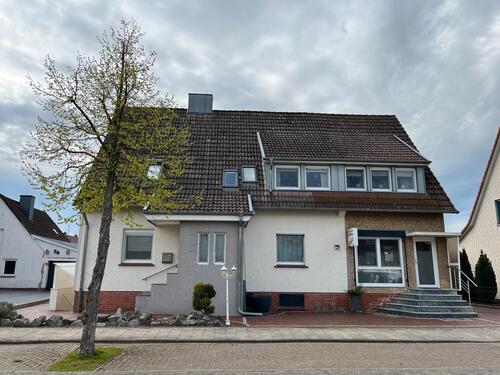 Foto - Haus mit Ferienwohnung & Gewerbefläche