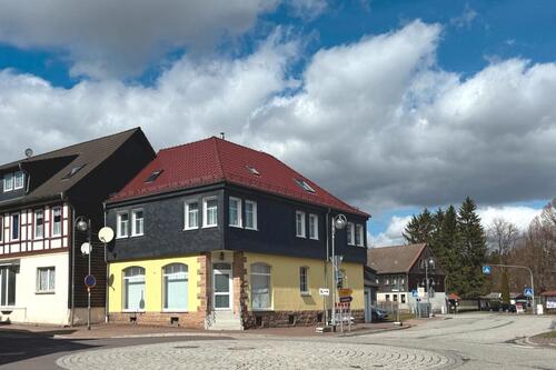 Foto - Wohnhaus mit Büro- undoder Gewerberäumen in Benneckenstein
