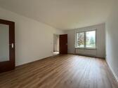 Foto - 2-Zimmer-Seniorenwohnung mit Balkon in ruhiger Lage. Wohnberechtigungsschein erforderlich.