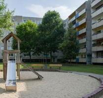 Aktuelle Renovierung einer 3-Raum-Wohnung mit Balkon! - Dresden Cotta