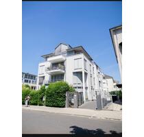 Stilvolle 4,5 Zimmer Wohnung mit zwei Balkonen in Top Lage - Koblenz